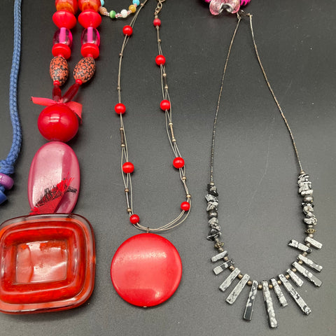 Vintage & Modern Fashion Costume Jewelry Lot 10 Necklaces Bib Pendant Red Blue