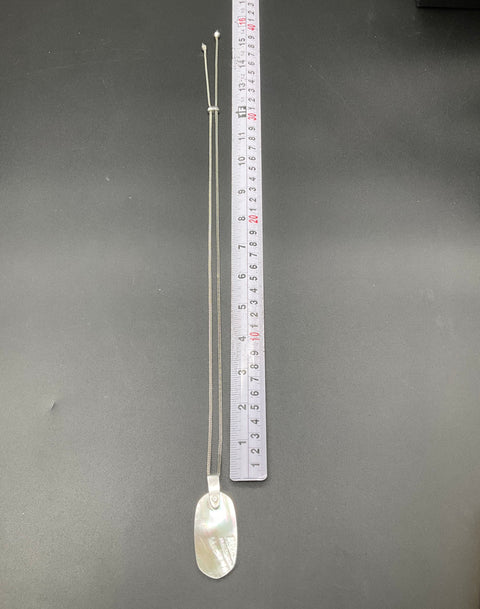 Kendra Scott Lot of 2 Necklaces Gold Tone Tassel & Silver Tone Mother of Pearl