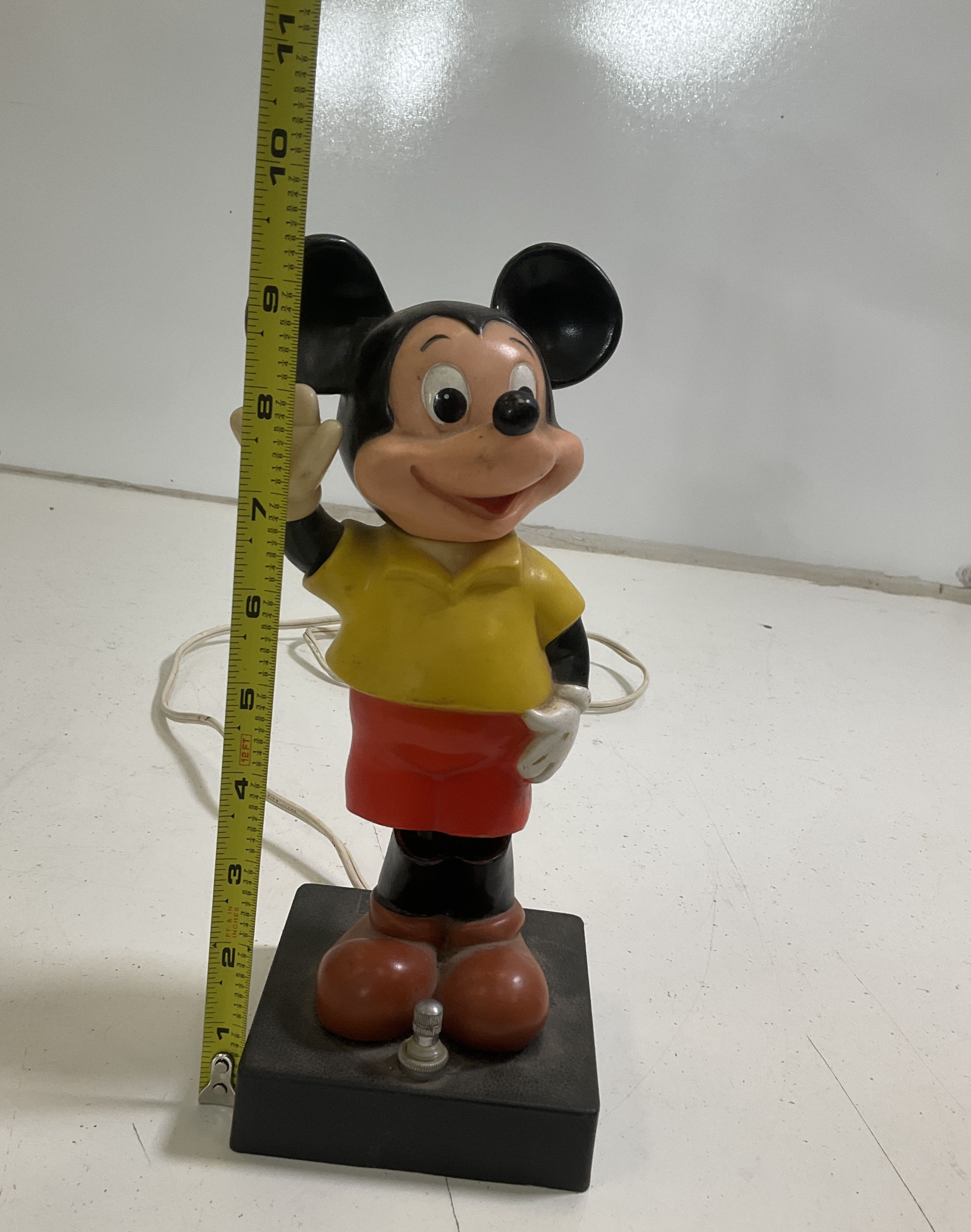 Vintage 70s Walt Disney Mickey Mouse Figural Lamp Dynasty MM-1 Japan For Parts