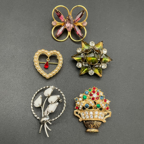 Vintage Costume Jewelry Lot 15 Brooches Pins Gerrys AJC Natty Creations Cameo