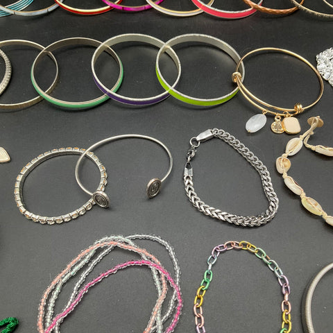 Eclectic Costume Jewelry Bracelet Lot 30pc Bangles Beaded Chain Shell Boho Style