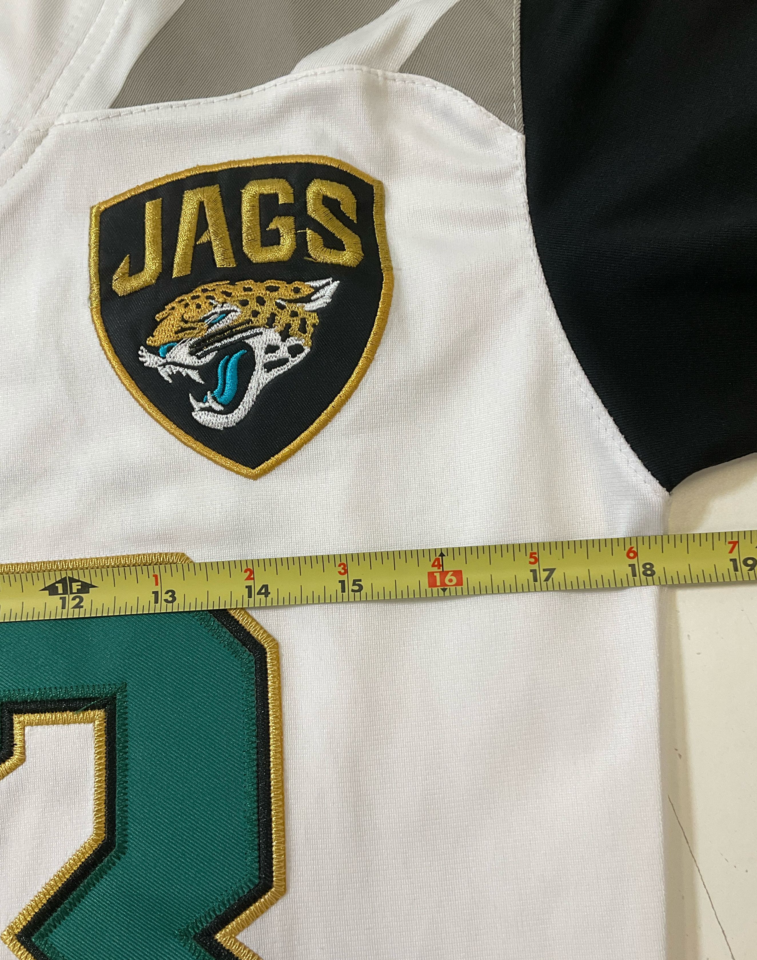 Nike Jacksonville Jaguars Tyson Campbell 93 White Jersey Youth Size Large