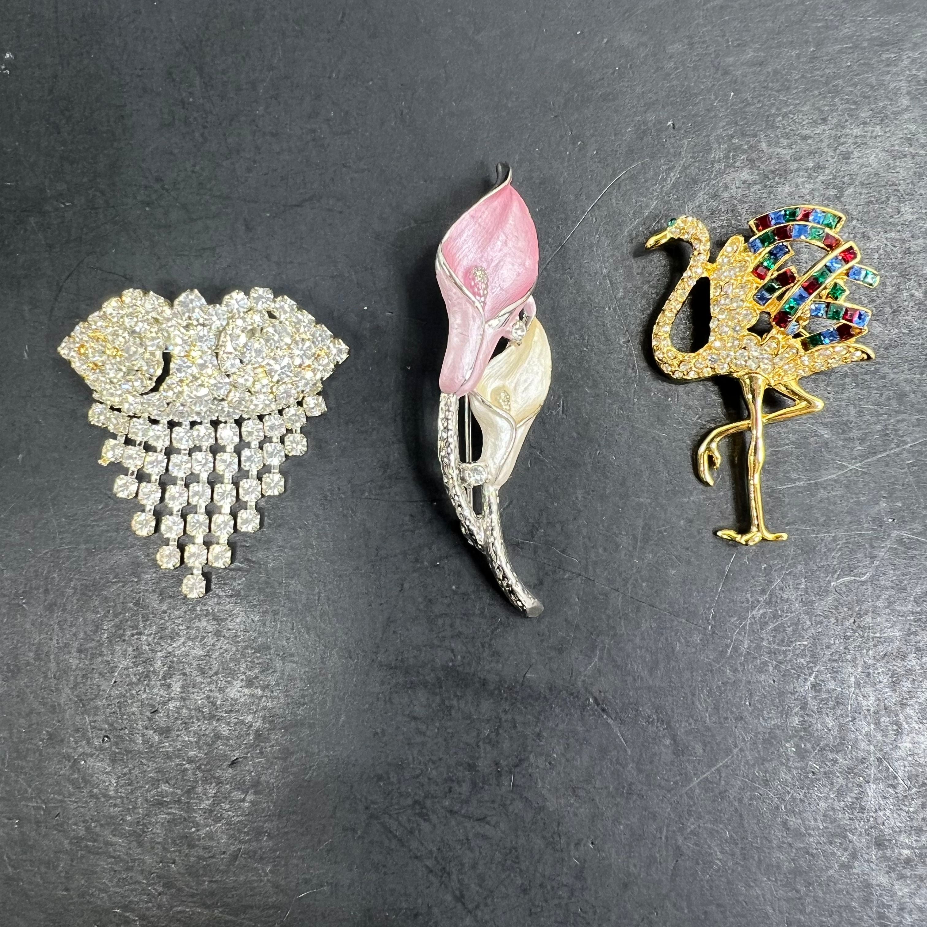 Lot of 5 Bling Bedazzled Brooches Floral Animals Gold Silver Tone Some IOP