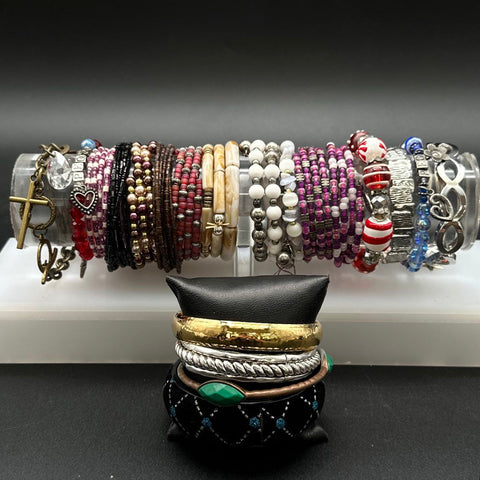 Fashion Jewelry Bracelet Lot Beaded Bangles Charms Boho Multi-strand 25+ Pieces