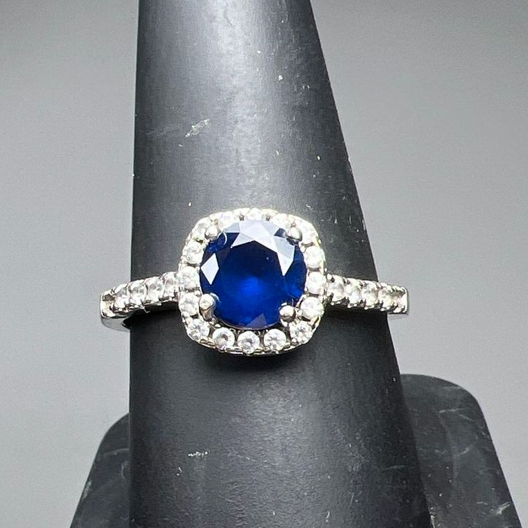 925 Sterling Silver Blue Gemstone & Clear Rhinestone Ring Size 8.5