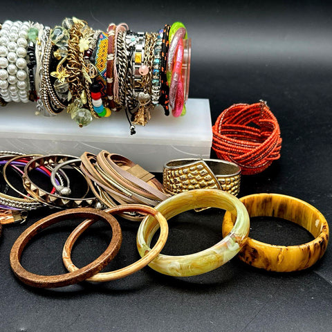 Mixed Fashion Costume Jewelry Bracelet Lot 40+ Styles Beaded Bangle Cuff Leather