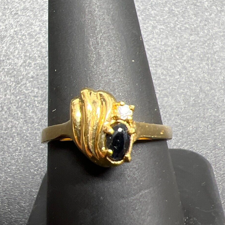 10K Gold Plated Costume Jewelry Black Topaz Engraved Ring Size 9 US 2.32g