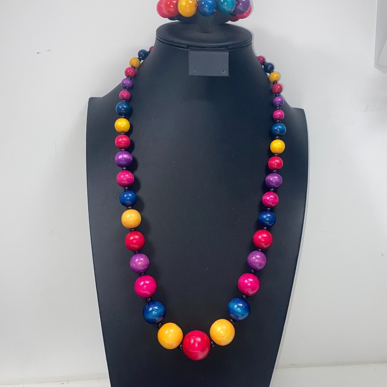 Set Of 3 Multicolor Beaded Necklace Stud Dangle Earrings And Bracelet