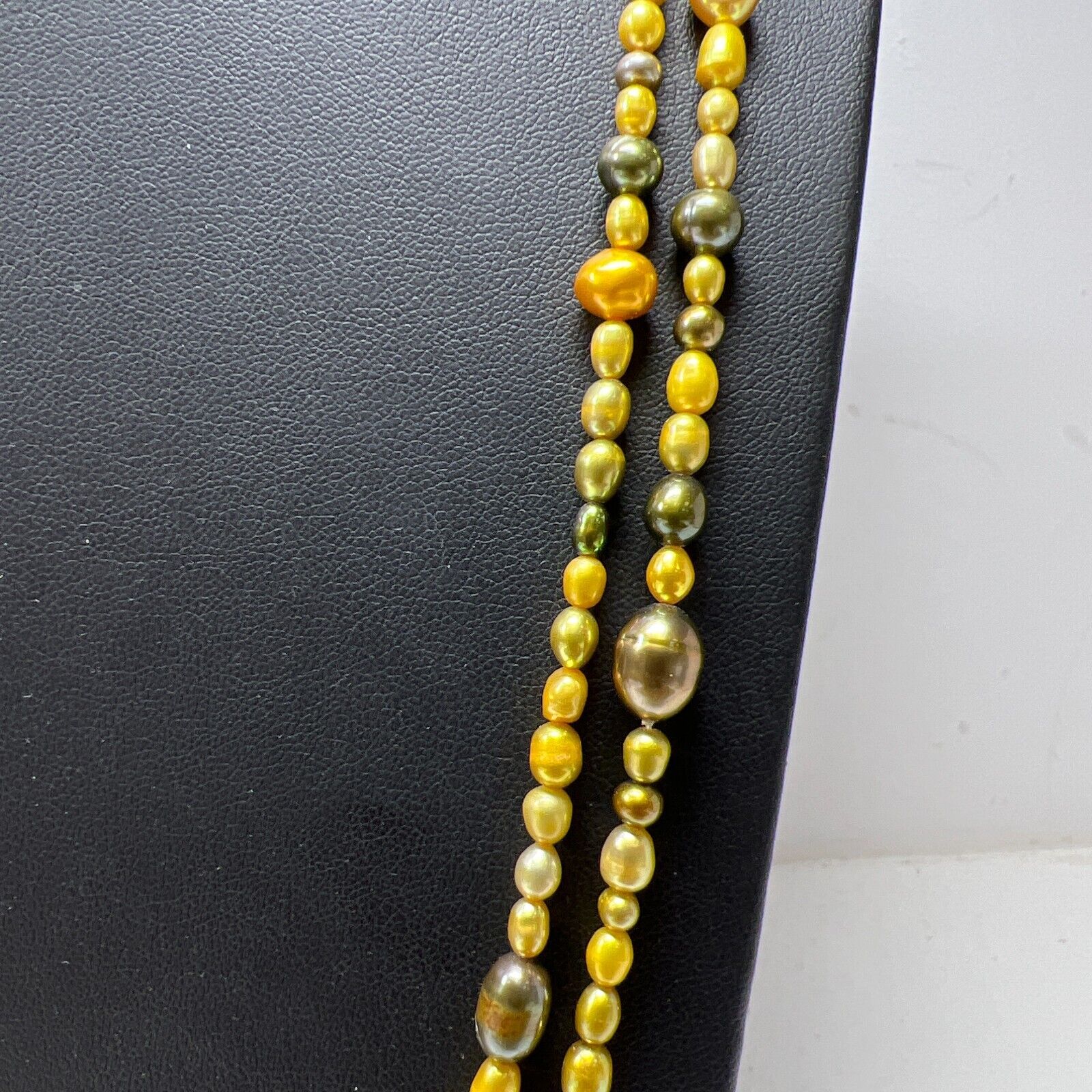 Green Pearl Wrap Beaded Necklace