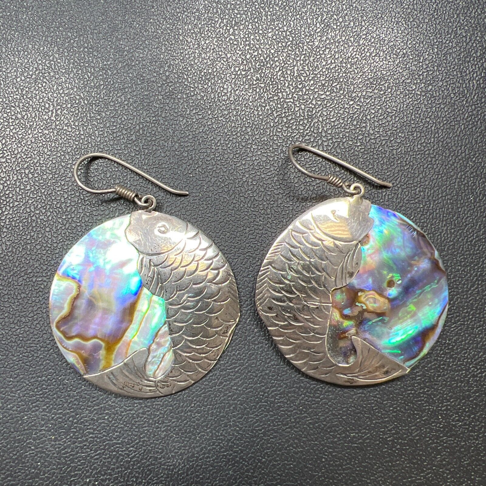 Silver Tone Round Shape Fish Abalone Dangle Earrings