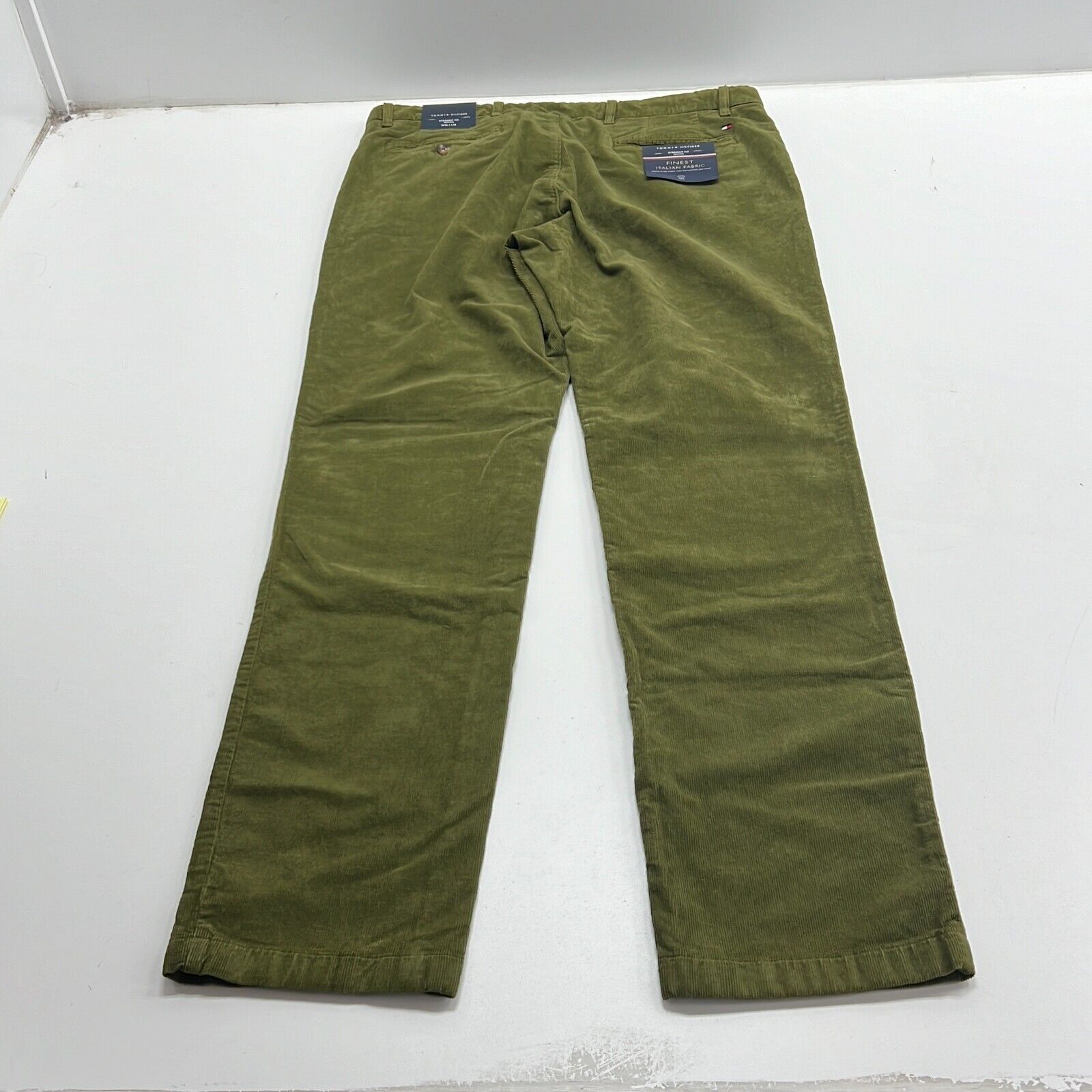 NWT Tommy Hilfiger Men's Green Straight Fit Corduroy Chino Pants Size 36x34