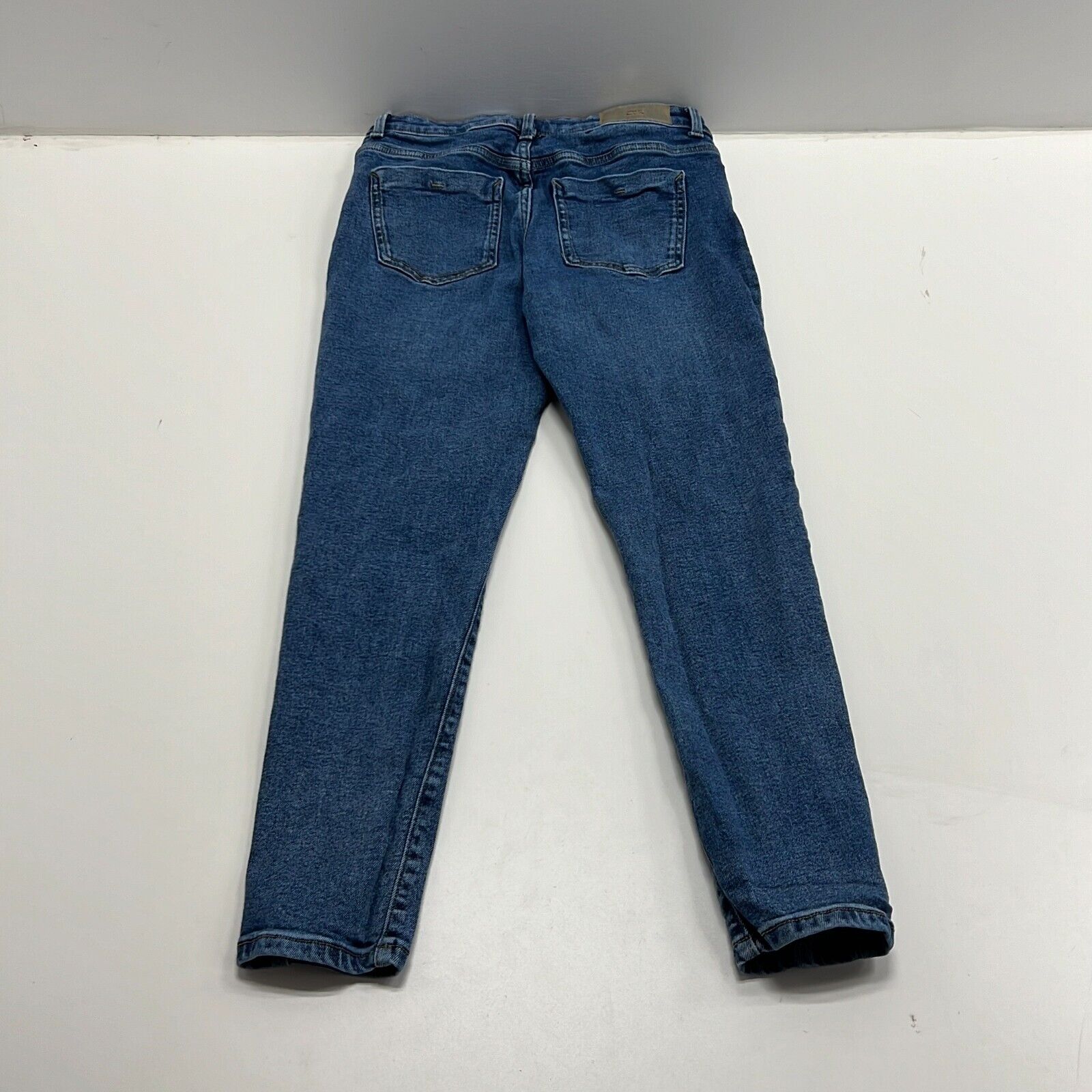 Zara Women’s Blue Medium Wash Slim Fit Straight Leg Denim Jeans Size 6