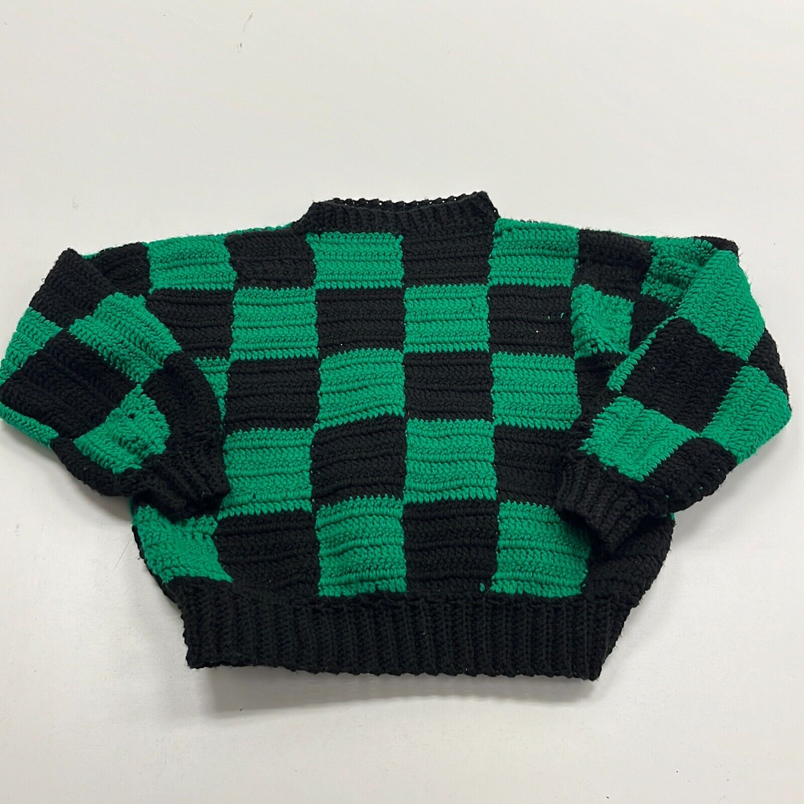 Hand Crafted Women's Green Black Check Knitted Pullover Sweater Small