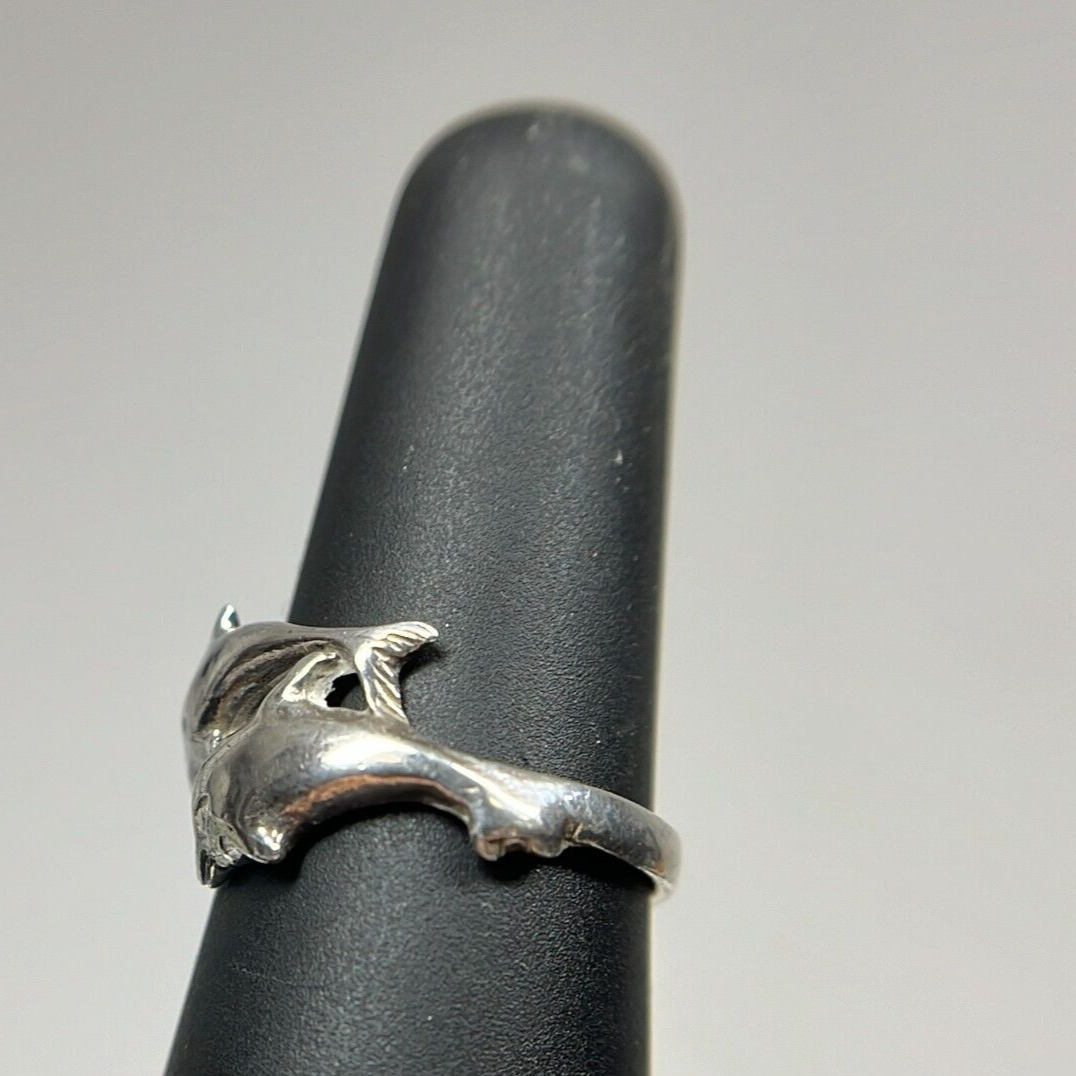 Silver Double Jumping Dolphin Ring Size 5 US 2.30g