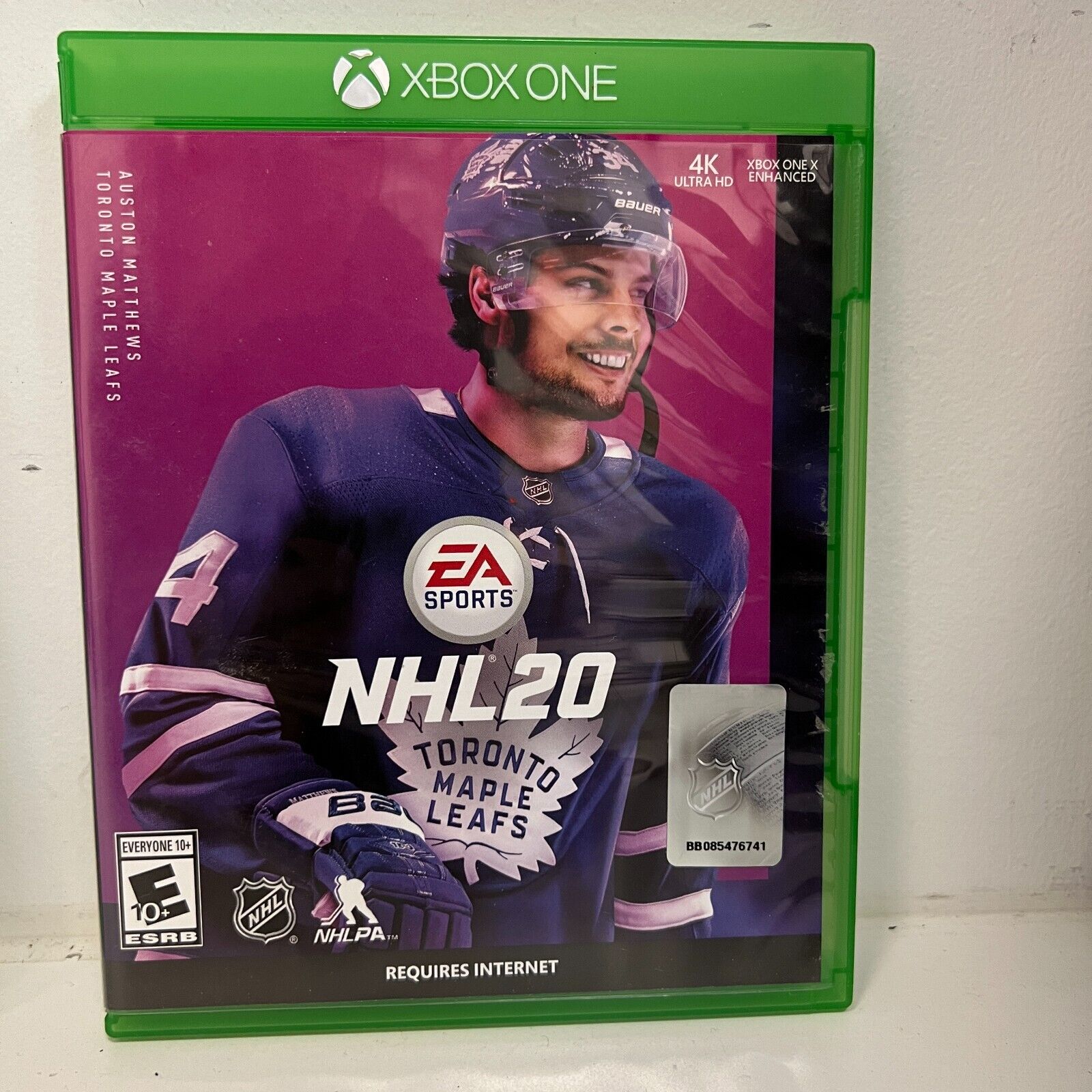 Microsoft Xbox One 2 NHL Game Lot NHL 18 and NHL 20