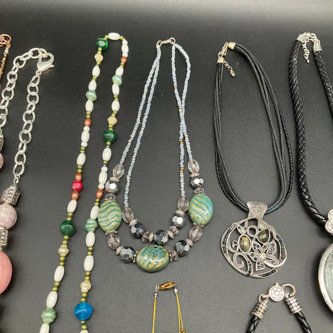 Vintage to Modern Costume Jewelry Lot 11 Necklaces Statement Pendants 1.4 lbs