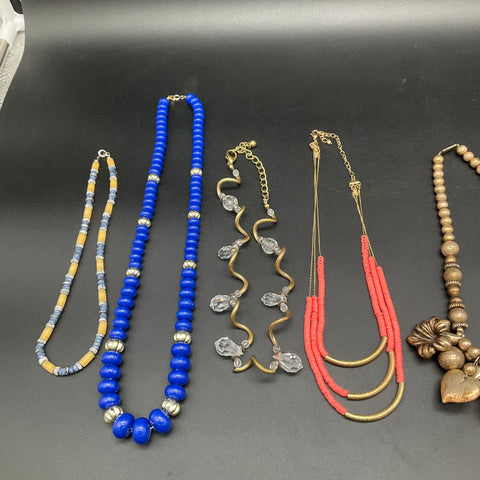 Fashion Costume Jewelry Lot of 9 Necklaces Statement Beaded Pendant Mixed