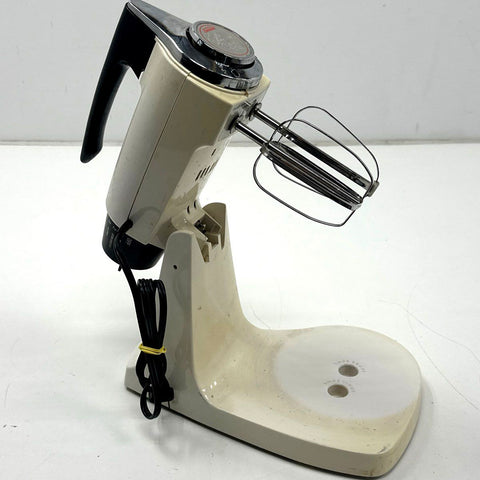 Sunbeam Mixmaster 12-Speed Stand Mixer An American Classic Vintage Cream