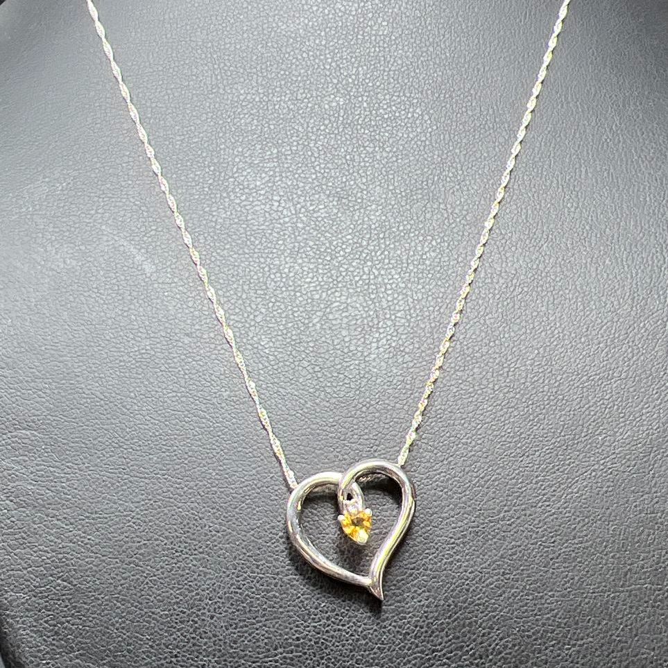 Sterling Silver Yellow Gemstone Heart Pendant Necklace 2.92g