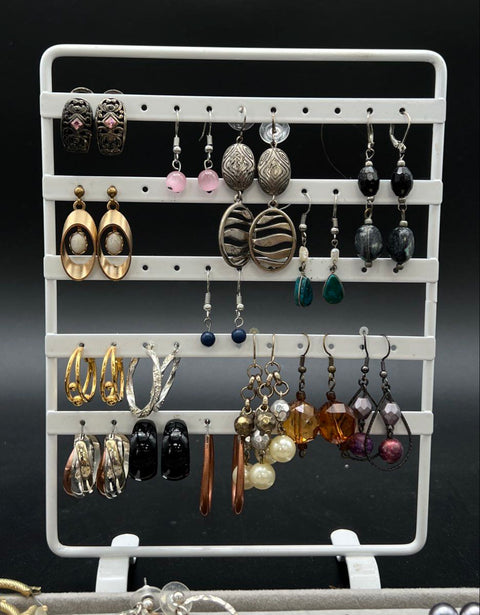 Mixed Costume Jewelry Earring Lot of 30 Pairs Hoops Dangles Studs Gold Silver
