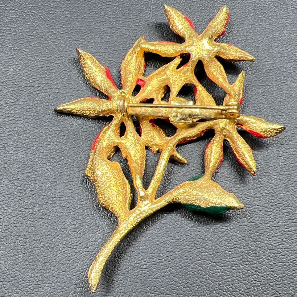 Vintage Red Poinsettia Gold Tone Brooch