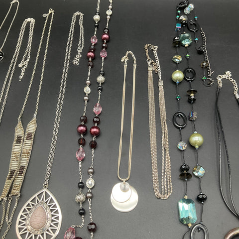 Vintage & Modern Costume Jewelry Lot 12 Pieces Beaded Pendant Necklaces