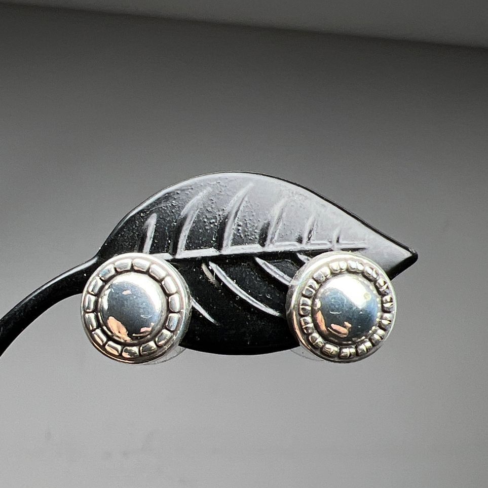 Sterling Silver Button Earrings 3.5g