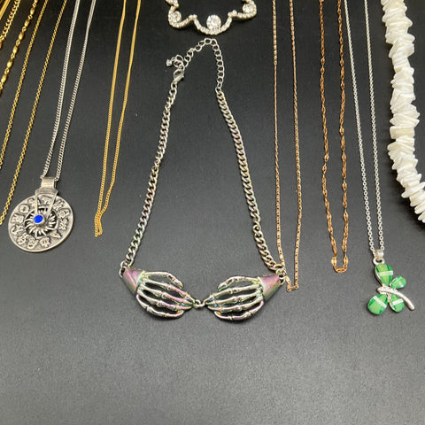 Lot of 20 Necklaces Claire's Emerson Victoria Gold Silver Tone Rhinestone Edgy