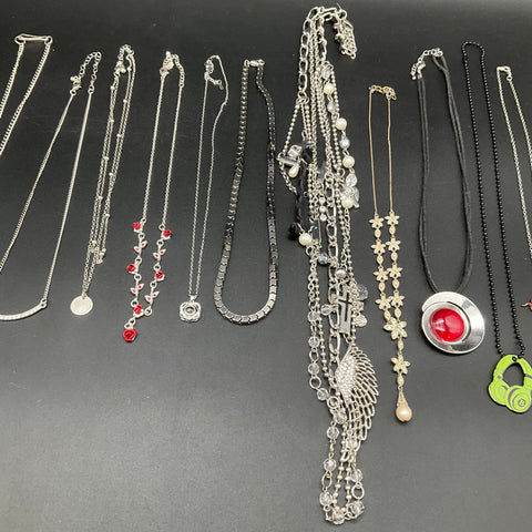 Vintage to Modern Mixed Costume Jewelry Necklace Lot 15pc Heart Rose Y2K Charms
