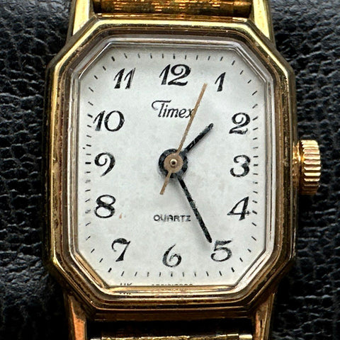 Vintage Timex Women's Wristwatch Lot of 4 Silver Gold Tone