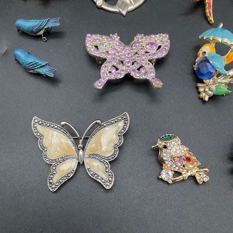 Vintage to Modern Animal Costume Jewelry Lot 15pc Birds Butterflies Cats Pig