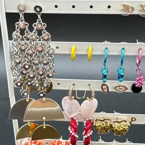 Fashion Jewelry Lot 18 Pair Earrings Hoops Studs Chandelier Beaded Rhinestone