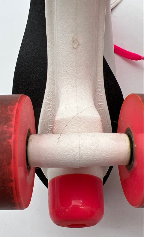 Vintage 80s Roller Derby White Pink Quad Roller Skates Women's Size 5