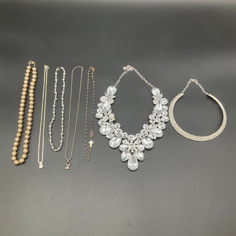 Vintage & Modern Costume Jewelry Lot of 15 Necklaces Statement Beaded Pendant