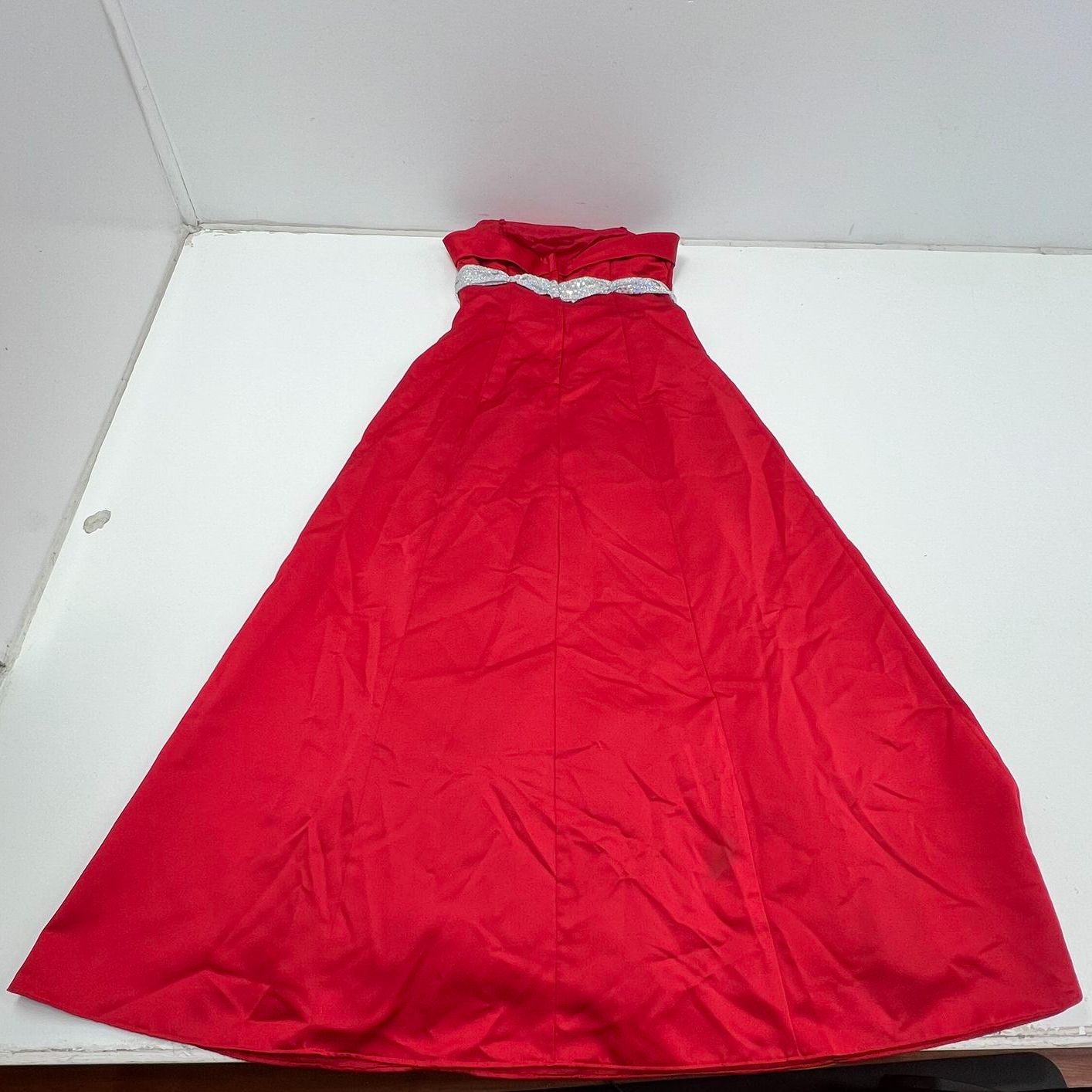 Vintage Y2K Urban Girl Nites Red Satin Sequin Strapless Gown Dress Prom Size