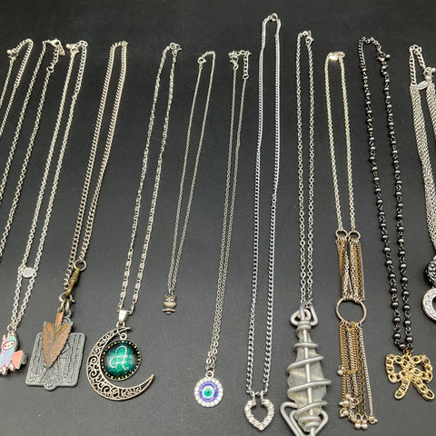 Costume Jewelry Lot 19 Necklaces Pendants Vintage to Modern Mixed Styles