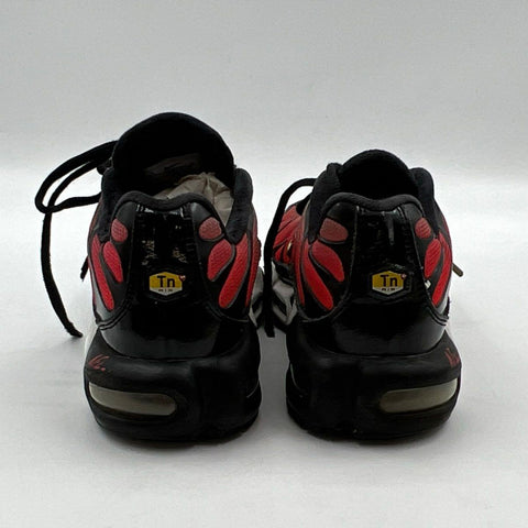 Nike Air Max Plus Red Black Gradient Gold Swoosh Running Shoes Size 8.5