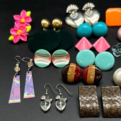 Vintage 80s 90s Fashion Jewelry Lot of 22 Pairs Stud Dangle Statement Earrings