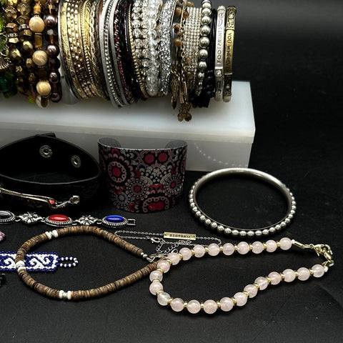 Mixed Fashion Jewelry Lot of 45+ Bracelets Bangles Cuffs Beaded Vintage Modern