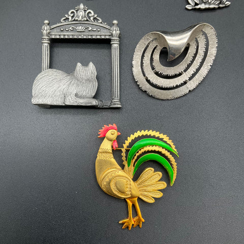 Vintage JJ Jonette Jewelry Lot 5 Brooches & Pair Earrings Noah's Ark Cat Rooster