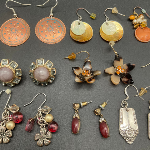 Vintage & Modern Earring Jewelry Lot 12 Pairs Mixed Styles Shell Rhinestones