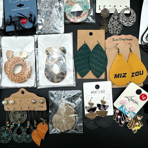 Mixed Boho Fashion Jewelry Lot ~40 Pairs Lovisa Dressbarn Tassel Rattan Dangle