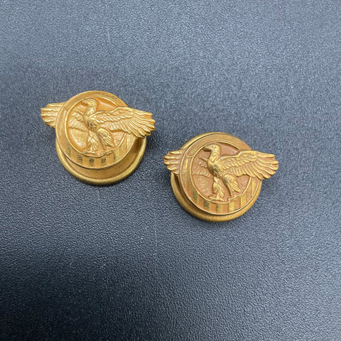 Vintage WWII US Ruptured Duck Honorable Discharge Lapel Buttons Gold Tone Pair