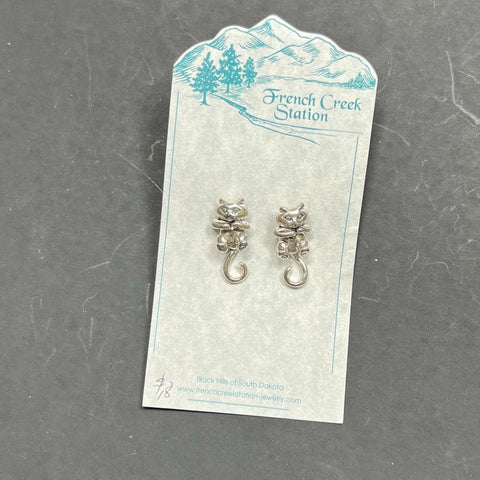 French Creek Station 925 Sterling Silver Dangling Cat Earrings NWT