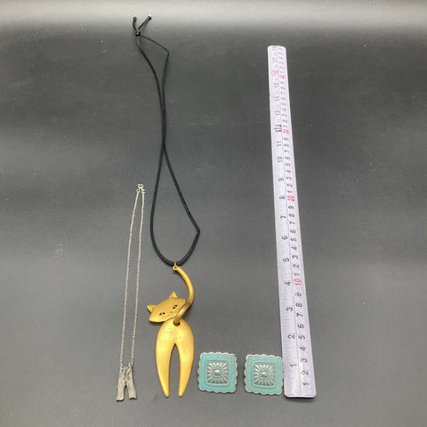 Vintage JJ Jonette Jewelry Costume Lot 3 Pieces Cat Jeans Blue Floral Earrings