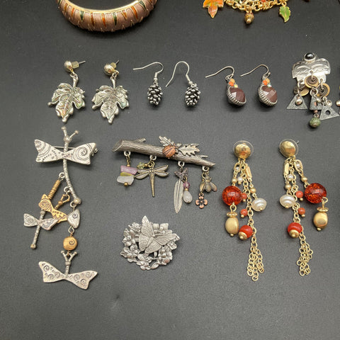 Bells & Blooms Fall Nature Style Jewelry Lot 14pc Leaves Acorns Dragonflies