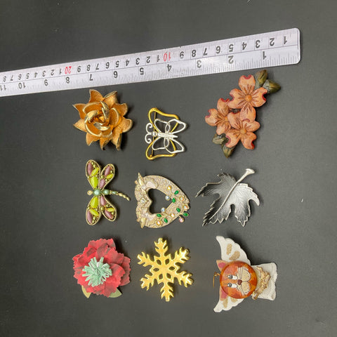 Vintage Costume Jewelry Lot of 9 Brooches Avon Dragonfly Snowflake Floral Heart