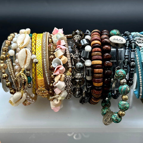 Eclectic Costume Jewelry Lot 25+ Beaded Cowrie Shell Rhinestone Bangle Bracelets