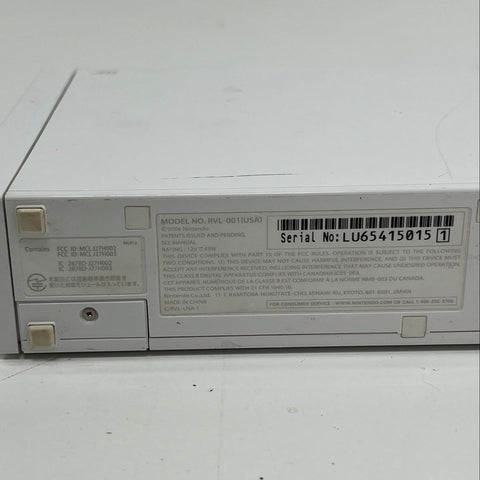 Nintendo Wii Console Lot Super Mario Bros Wii Sports 2 Controllers Nunchuks