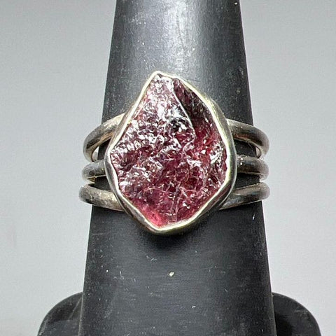 925 Sterling Silver Purple Stone Ring Size 6 3.4g